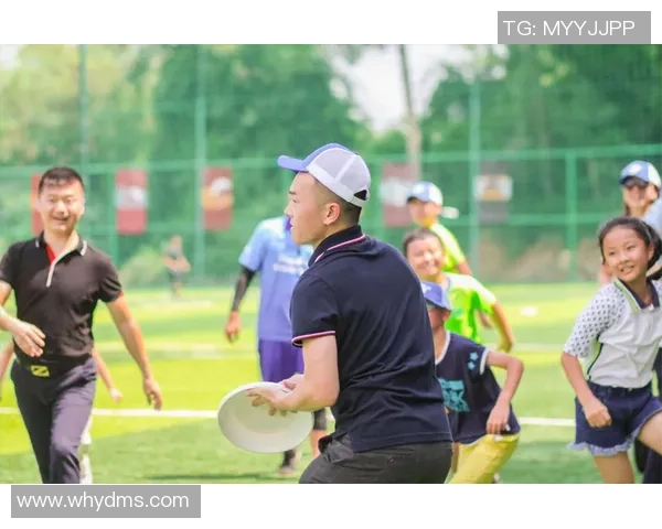 飞盘战术揭秘：南京飞盘队如何构建高效进攻体系与团队配合